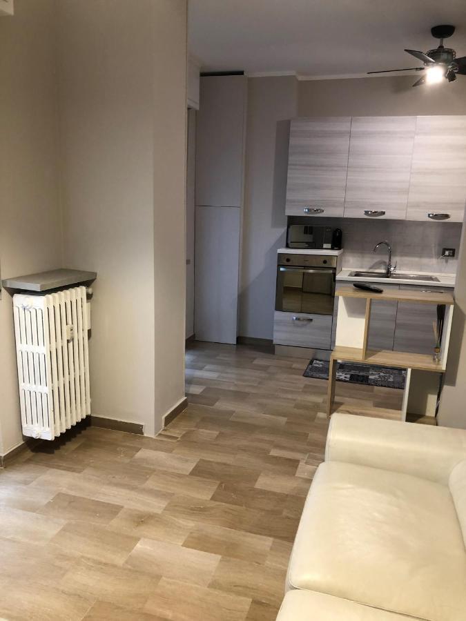 Апартаменти Cini Infinity House Чинізелло-Бальсамо Екстер'єр фото